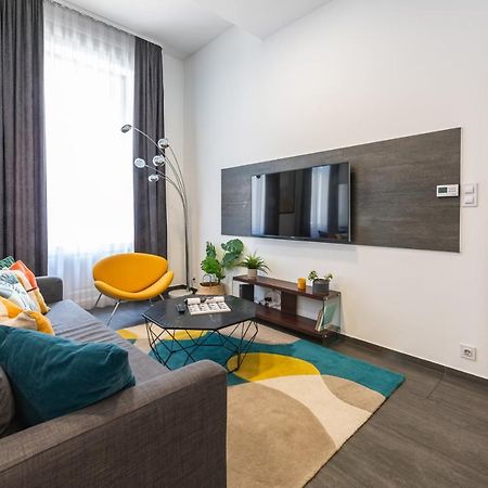 Luxury Nova Home Next To The New York Cafe Boedapest Buitenkant foto