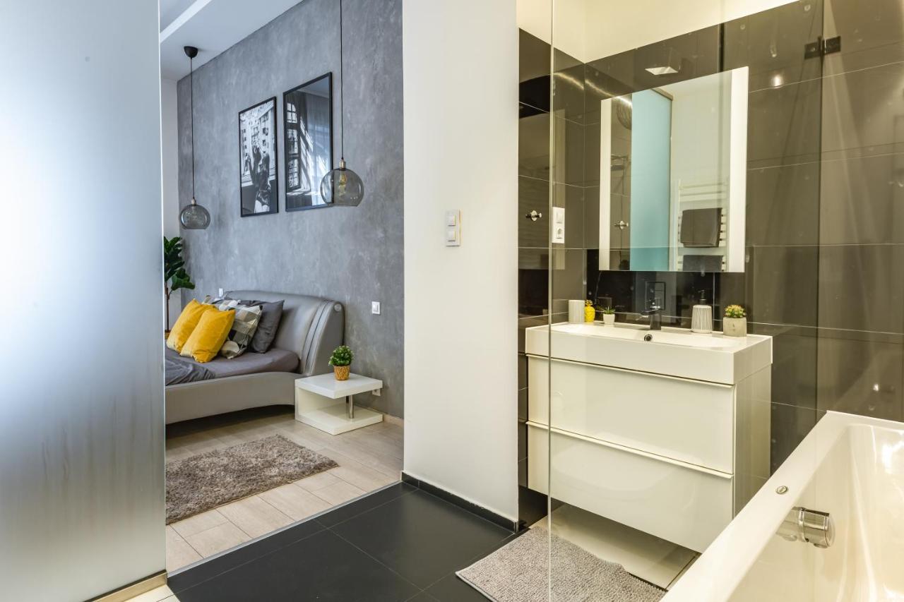 Luxury Nova Home Next To The New York Cafe Boedapest Buitenkant foto